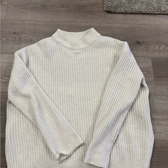 Cozy Ribbed Knit Sweater - Picture 1 of 2